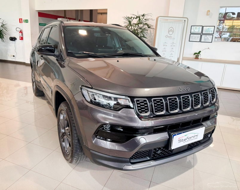 jeep compass 1.3 t270 turbo flex longitude at6 4p automatico 20252