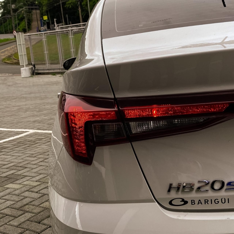 hyundai hb20s 1.0 12v flex comfort plus manual 4p 20255