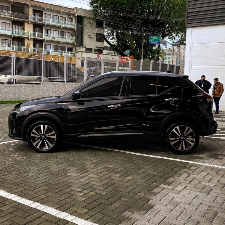 nissan kicks 1.6 16v flexstart exclusive xtronic flex 4p automatico 20223