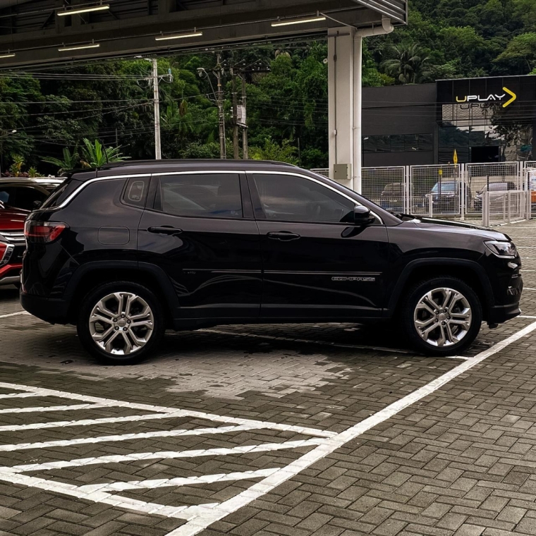 jeep compass 1.3 t270 turbo flex longitude at6 4p automatico 20228