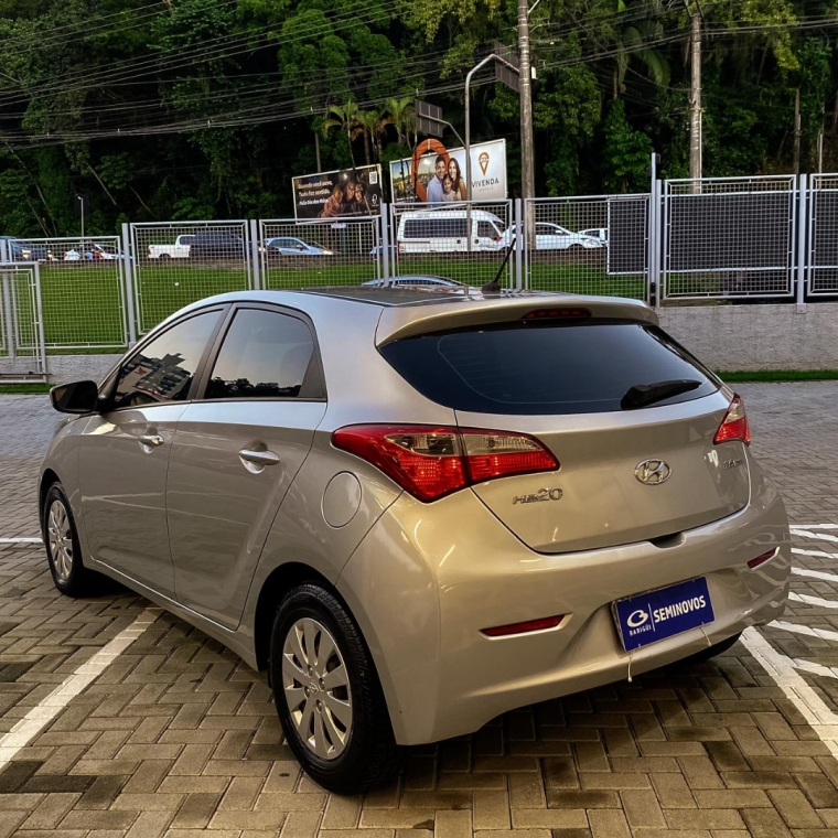 hyundai hb20 1.6 comfort plus 16v flex 4p manual 1.0 20154