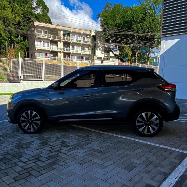 nissan kicks 1.6 16v flexstart sv 4p xtronic flex automatico 20203