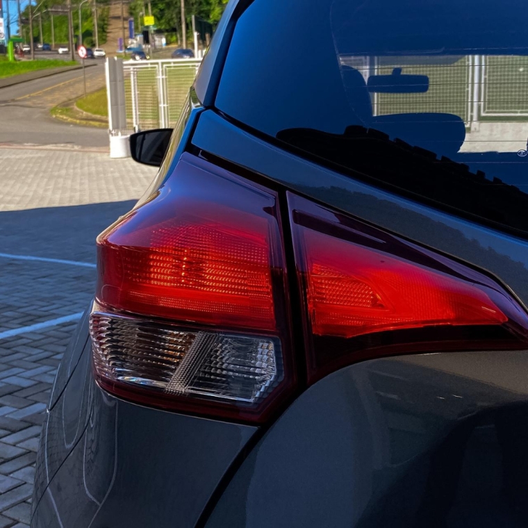 nissan kicks 1.6 16v flexstart sv 4p xtronic flex automatico 20205