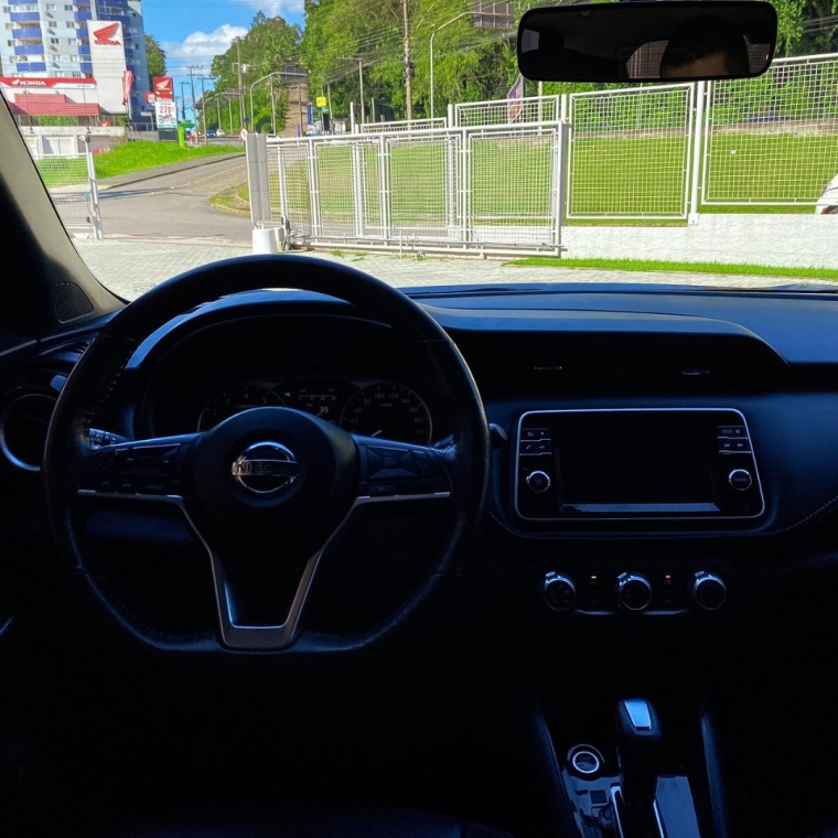 nissan kicks 1.6 16v flexstart sv 4p xtronic flex automatico 202011