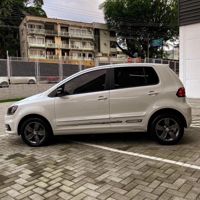 volkswagen fox 1.6 msi total flex connect 4p manual 20203