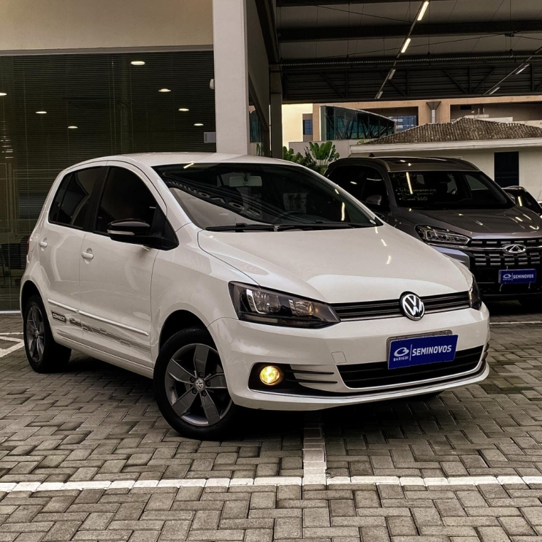 volkswagen fox 1.6 msi total flex connect 4p manual 2020