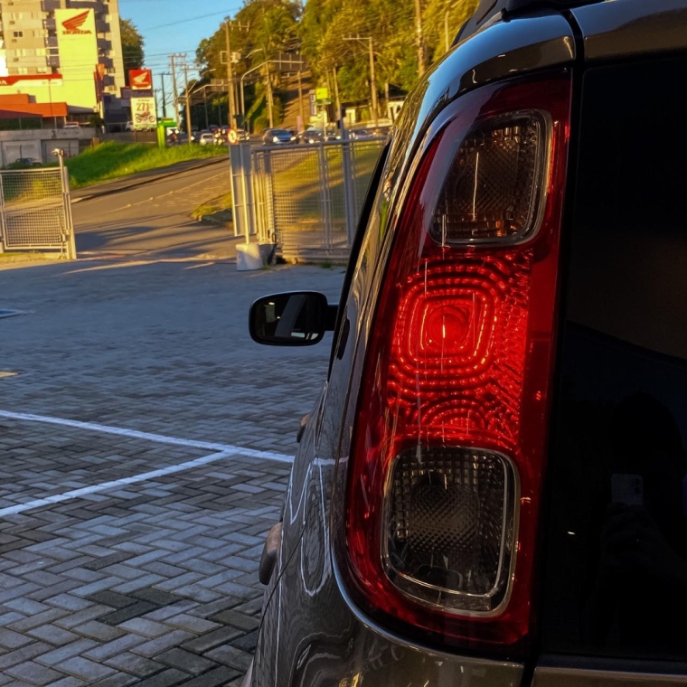 fiat uno 1.0 vivace 8v flex 4p manual 20125