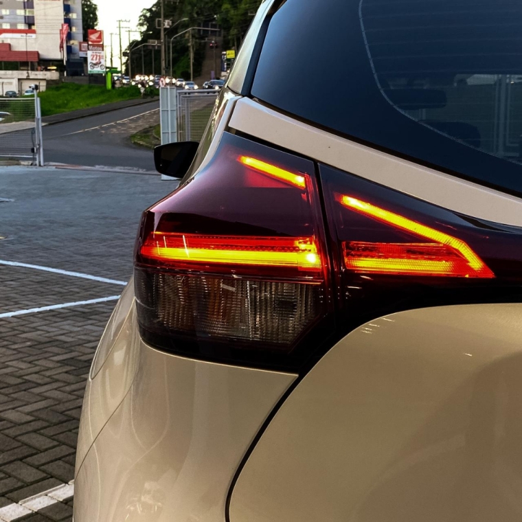 nissan kicks 1.6 16v flexstart advance xtronic flex 4p automatico 20225