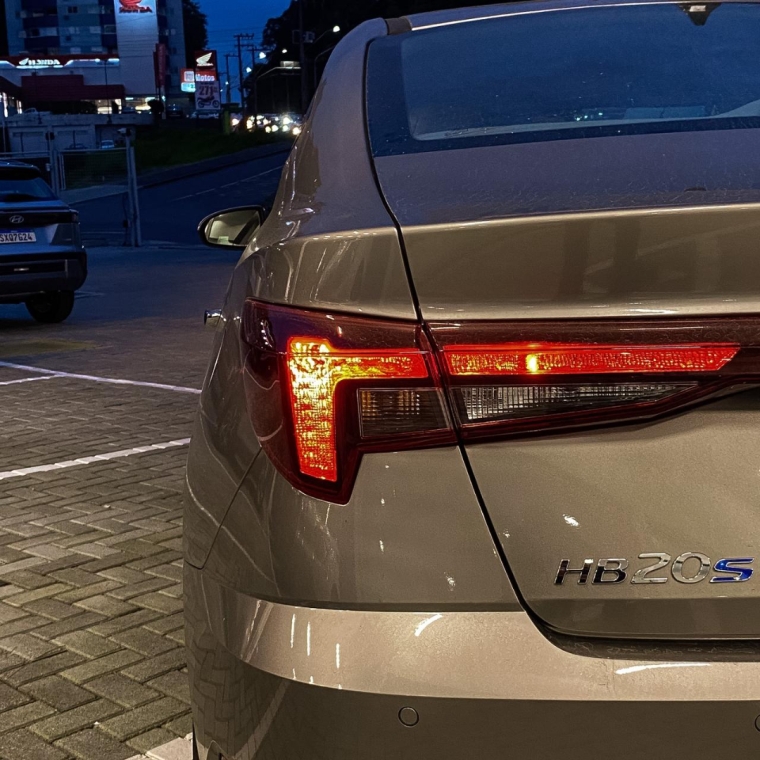 hyundai hb20s 1.0 tgdi flex platinum automatico 4p 20265