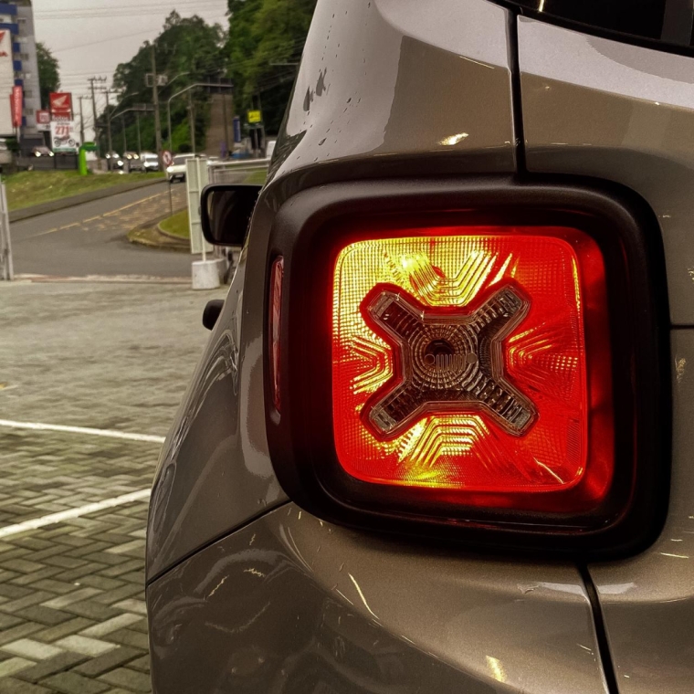 jeep renegade 1.8 16v flex 4p automatico 20205