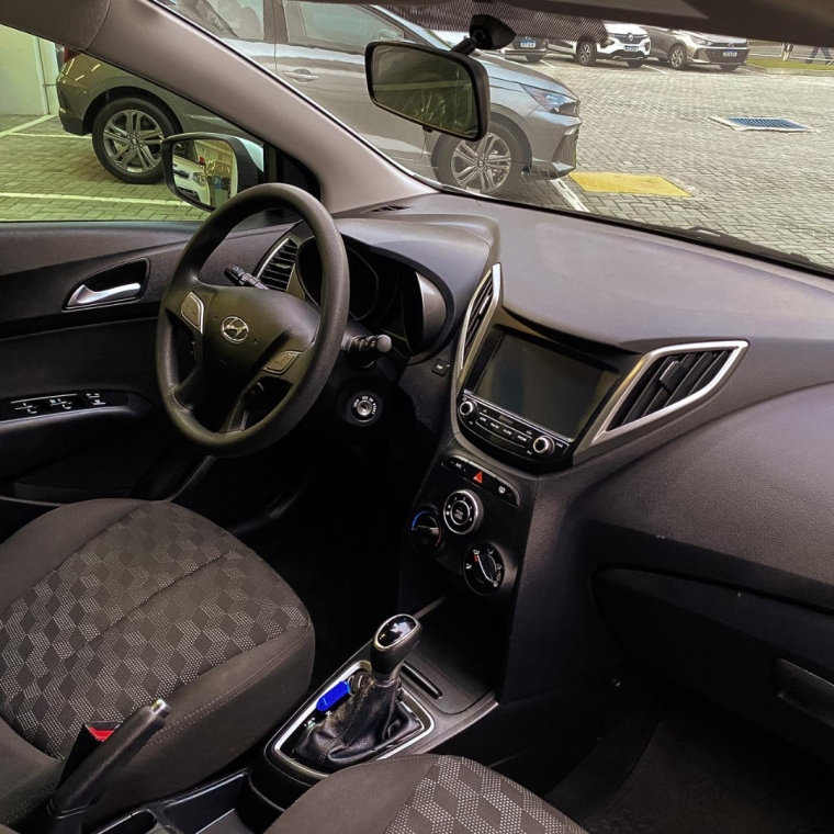 hyundai hb20 1.6 comfort plus 16v flex 4p automatico 201715