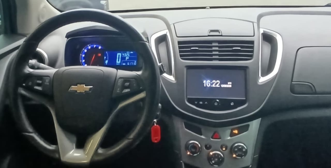 chevrolet tracker 1.8 mpfi ltz 4x2 16v flex 4p automatico 201511