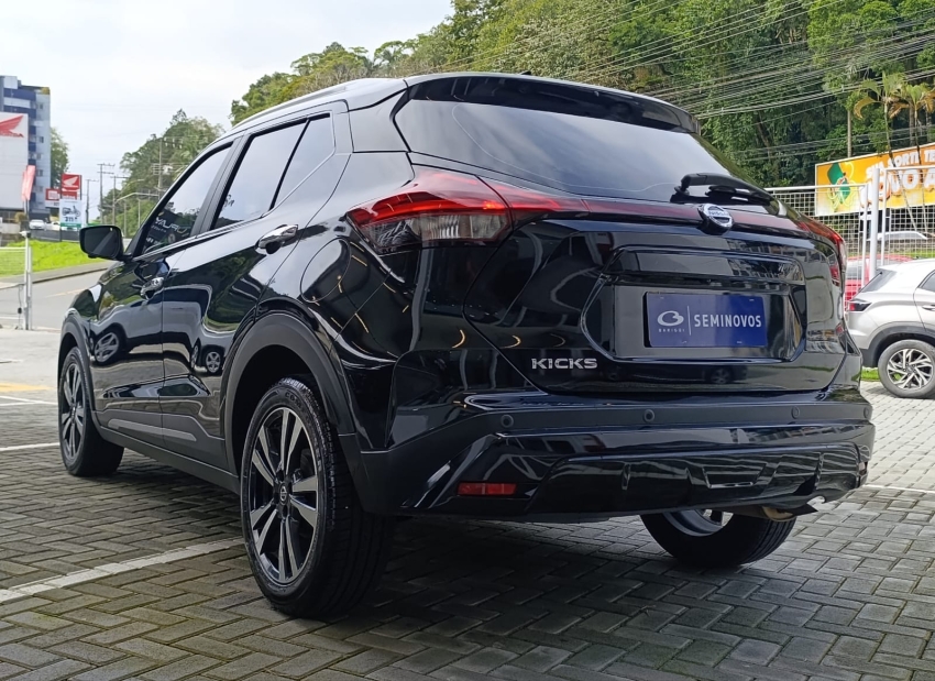 nissan kicks 1.6 16v flexstart exclusive xtronic flex 4p automatico 20224