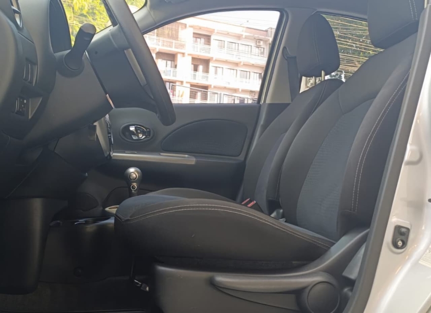 nissan march 1.6 sl 16v flex 4p xtronic automatico 201712