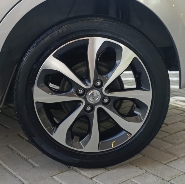 nissan march 1.6 sl 16v flex 4p xtronic automatico 201716
