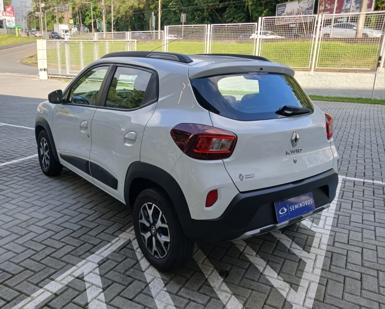 renault kwid 1.0 12v sce flex outsider manual 4p 20235