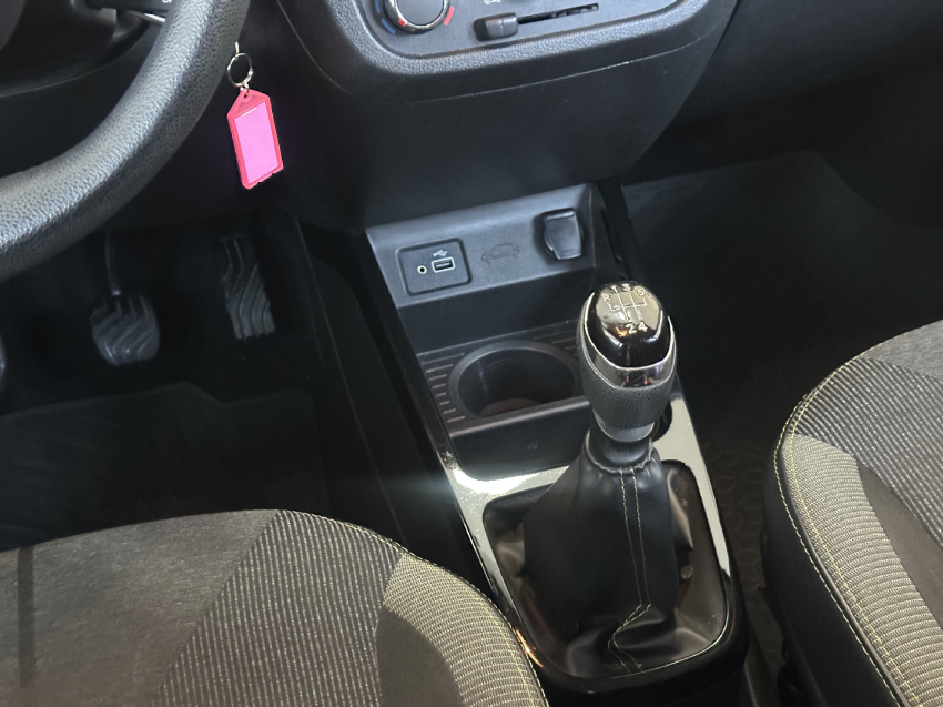 renault kwid 1.0 12v sce flex outsider manual 4p 202314