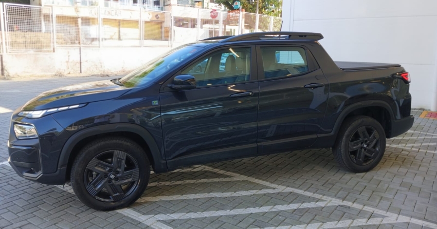 fiat toro 1.3 turbo 270 hybrid volcano at6 hibrido 4p automatico 20273