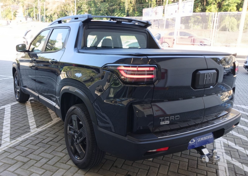 fiat toro 1.3 turbo 270 hybrid volcano at6 hibrido 4p automatico 20274