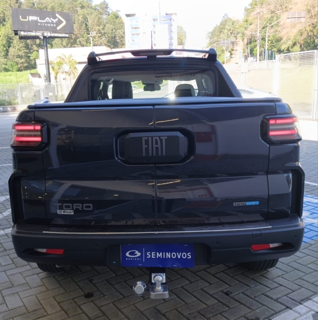 fiat toro 1.3 turbo 270 hybrid volcano at6 hibrido 4p automatico 20275