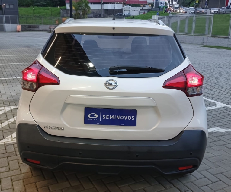nissan kicks 1.6 16v flexstart s direct 4p xtronic flex automatico 20196