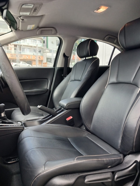 honda city 1.5 i-vtec flex hatch touring cvt 4p automatico 202414