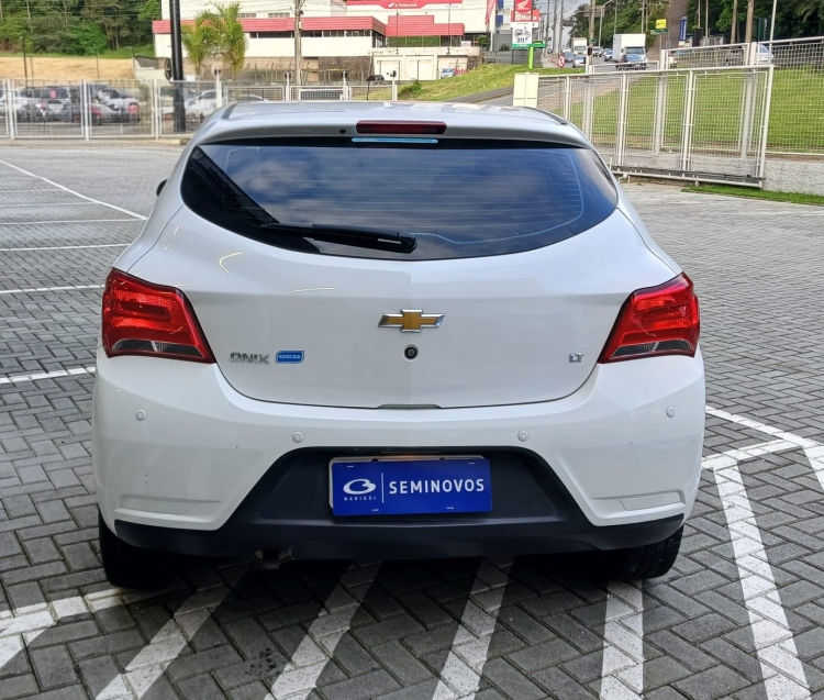 chevrolet onix 1.0 mpfi lt 8v flex 4p manual 20186