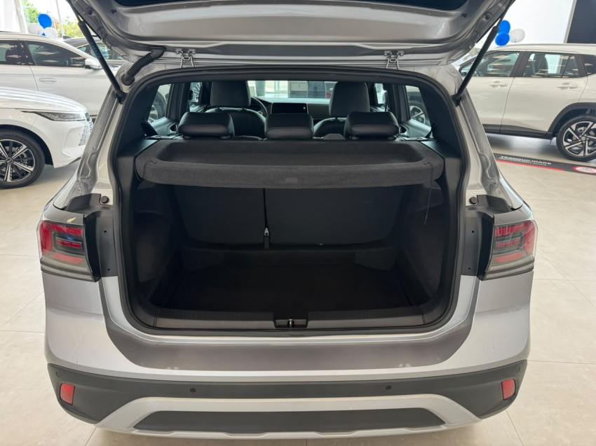 Volkswagen T-CROSS 1.4 250 TSI TOTAL FLEX HIGHLINE AUTOMÁTICO 9