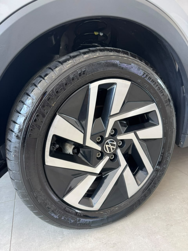 Volkswagen T-CROSS 1.4 250 TSI TOTAL FLEX HIGHLINE AUTOMÁTICO 2