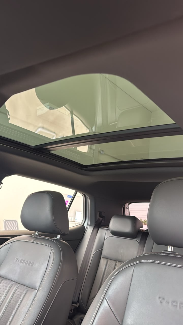 Volkswagen T-CROSS 1.4 250 TSI TOTAL FLEX HIGHLINE AUTOMÁTICO 17