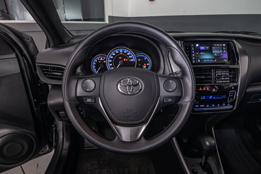 Toyota YARIS 1.5 16V FLEX XS MULTIDRIVE 15