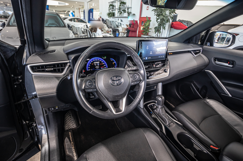 Toyota COROLLA CROSS 2.0 VVT-IE FLEX XRE DIRECT SHIFT 14