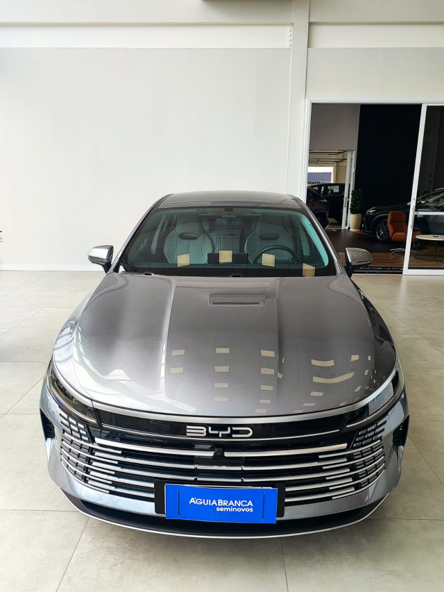 BYD KING 1.5 DM-I PHEV GL AUTOMÁTICO 3