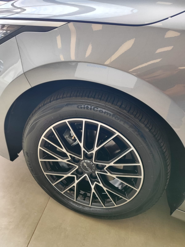 BYD KING 1.5 DM-I PHEV GL AUTOMÁTICO 2