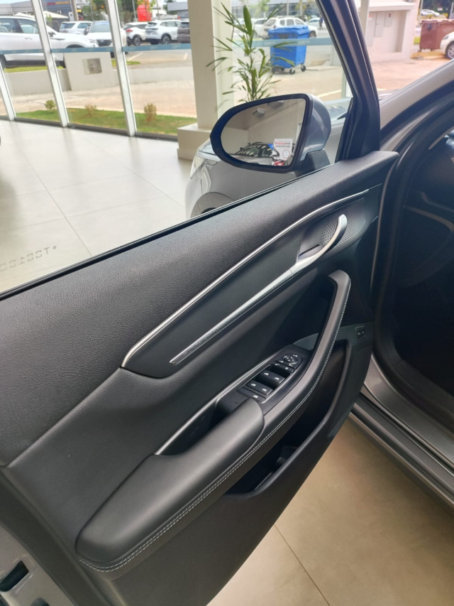 BYD KING 1.5 DM-I PHEV GL AUTOMÁTICO 12