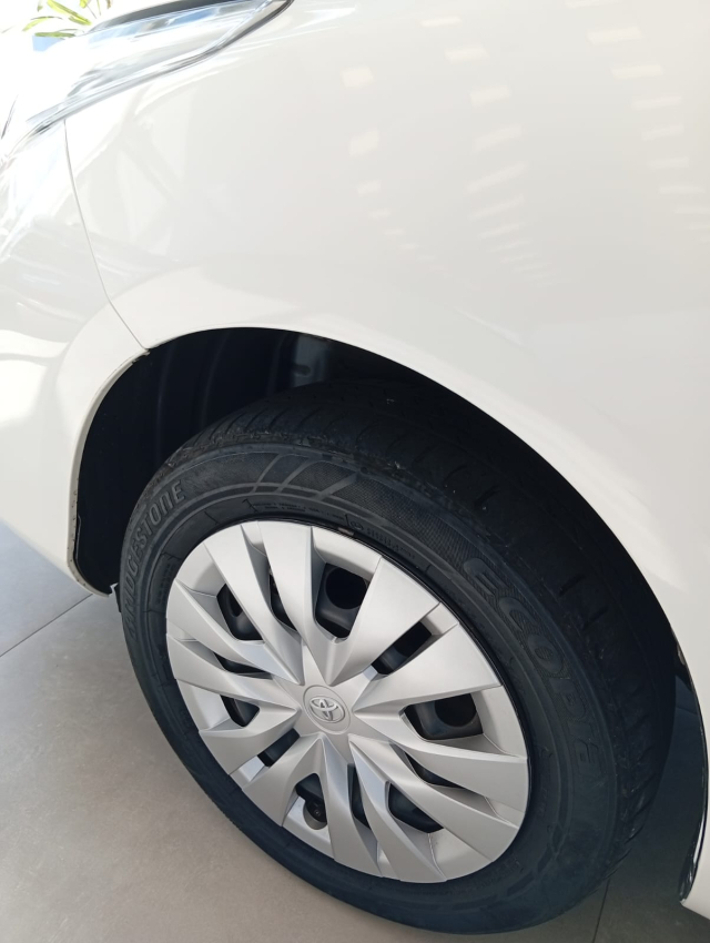 Toyota YARIS 1.5 16V FLEX SEDAN XL MULTIDRIVE 2