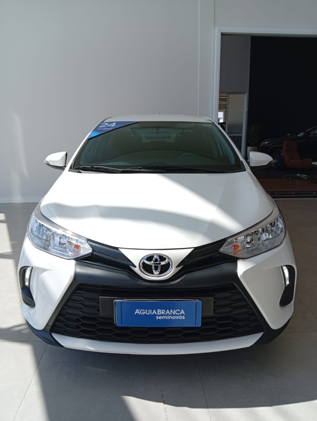 Toyota YARIS 1.5 16V FLEX SEDAN XL MULTIDRIVE 3