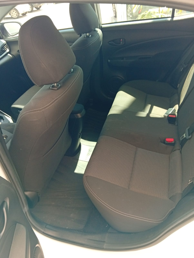 Toyota YARIS 1.5 16V FLEX SEDAN XL MULTIDRIVE 16