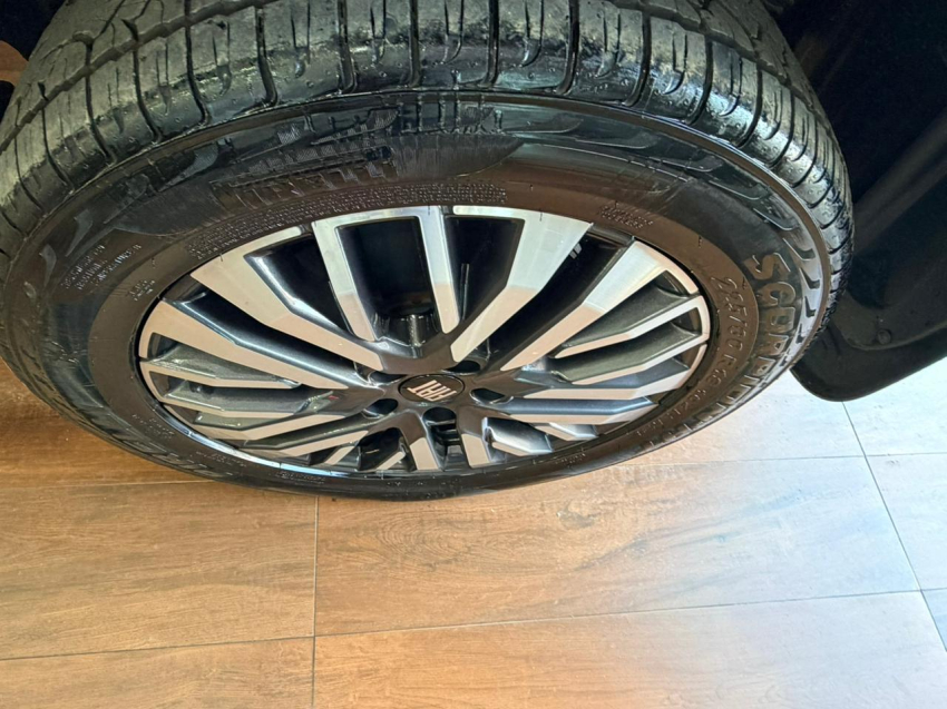 Fiat TORO 2.0 16V TURBO DIESEL RANCH 4WD AT9 2