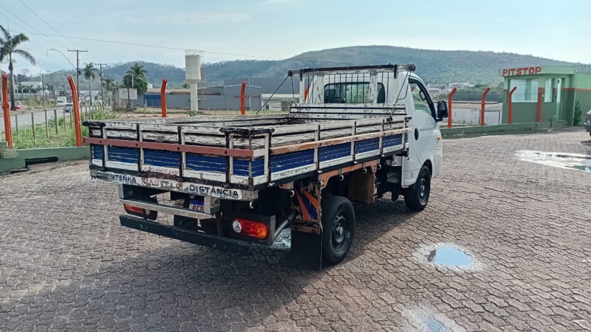 hyundai hr 2.5 longo sem cacamba 4x2 16v 130cv turbo intercooler diesel 2p manual 20218
