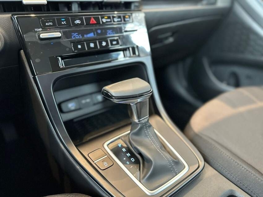 CRETA LIMITED FLEX AT8