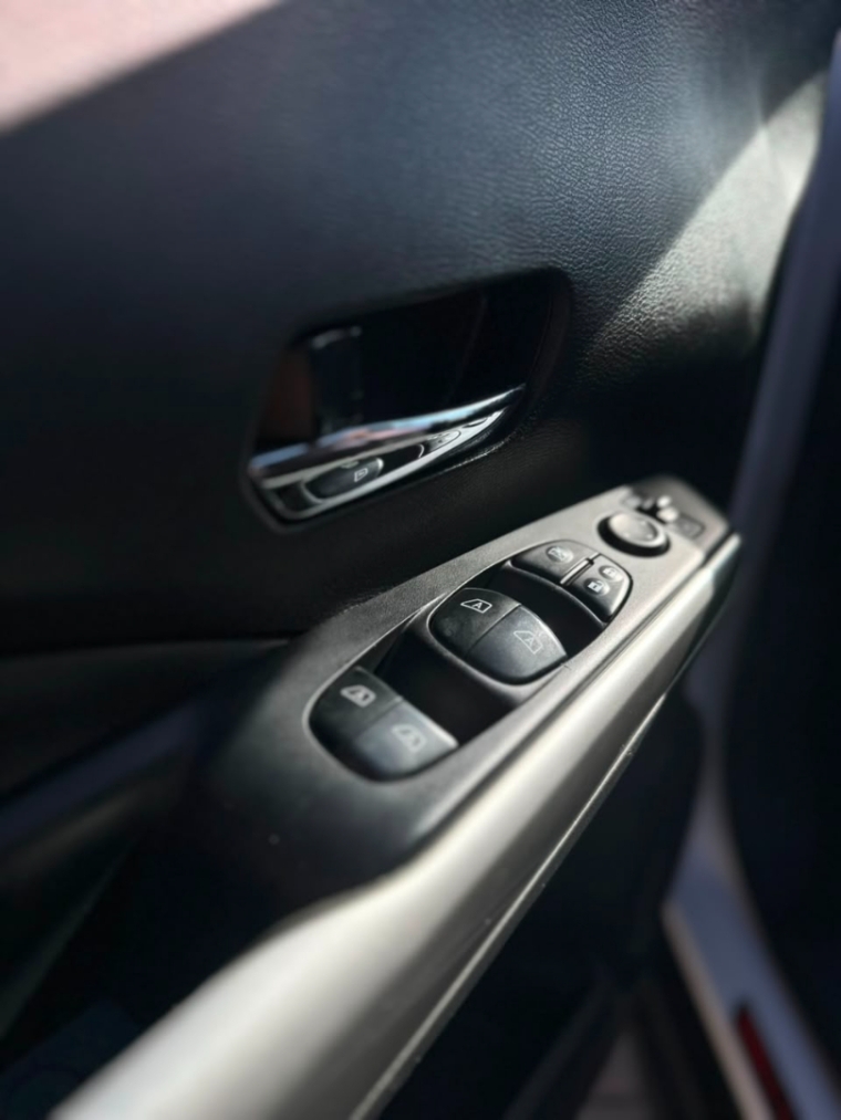 nissan kicks 1.6 16v flexstart xplay xtronic flex 4p automatico 202211