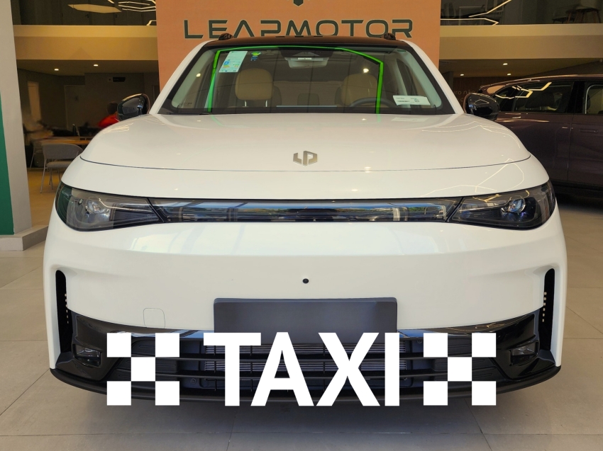 leapmotor c10 ultra hibrido reev 26/27 0km