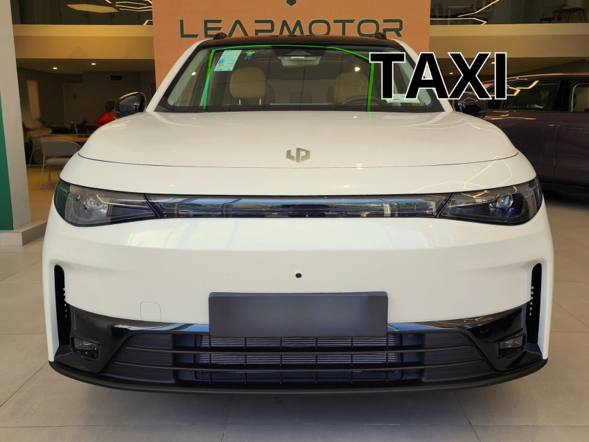 leapmotor c10 ultra hibrido reev 26/26 0km