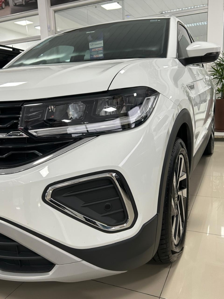 volkswagen t-cross 1.4 250 tsi total flex highline automatico 4p 2025
