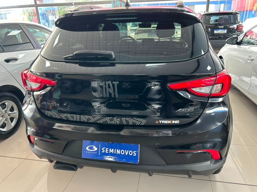 fiat argo 1.8 e.torq flex trekking at6 5p automatico 20216