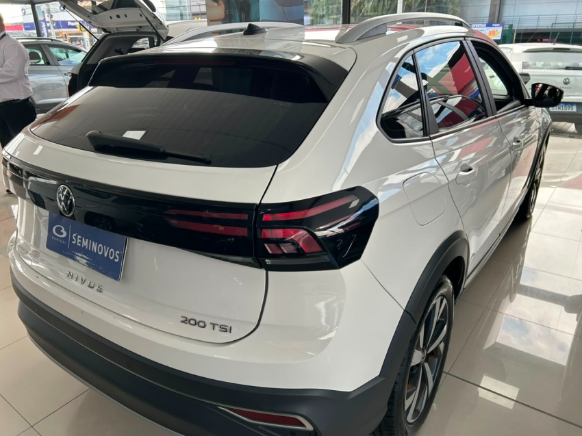 volkswagen nivus 1.0 200 tsi total flex highline automatico 5p 20247