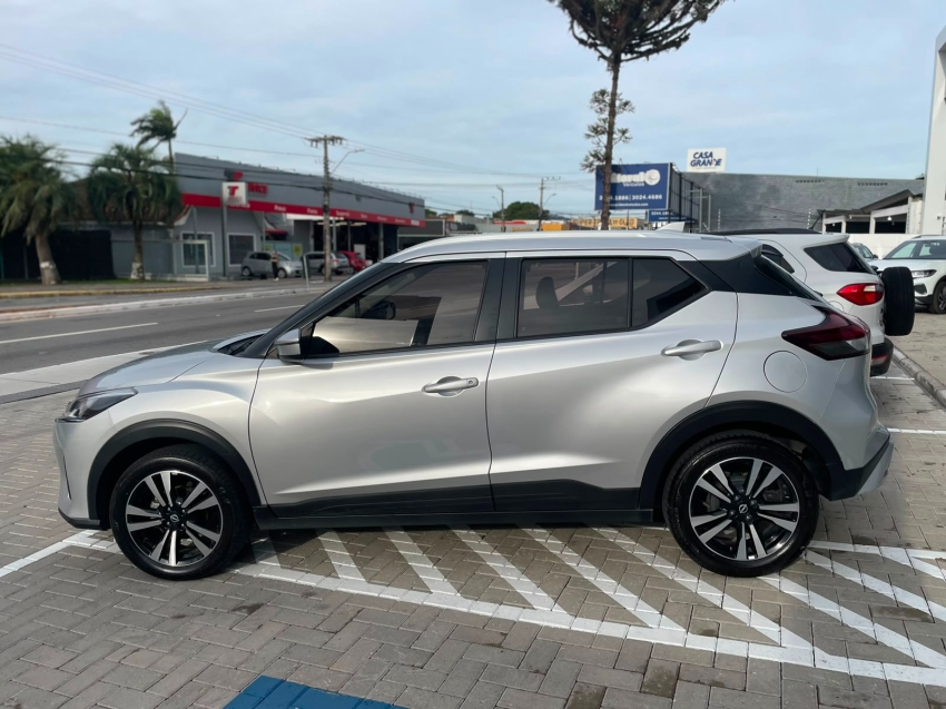 nissan kicks play 1.6 16v flexstart sense xtronic flex 4p automatico 20252