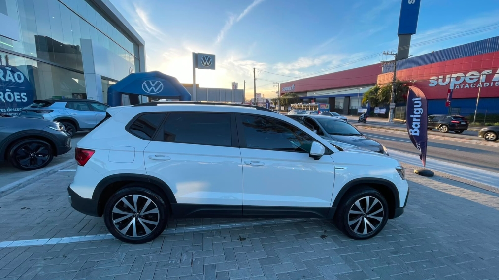 volkswagen taos 1.4 250 tsi total flex comfortline automatico 4p 20235