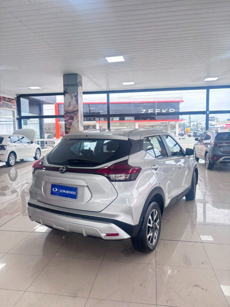 nissan kicks 1.6 16v flexstart sense xtronic 1.5 flex 4p automatico 20241